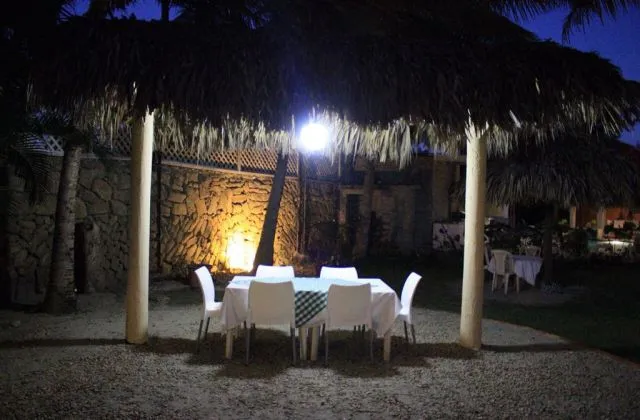 Restaurant El Cayito Beach Resort Montecristi